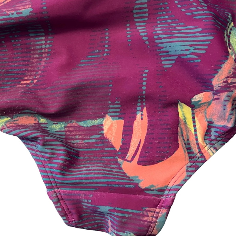 All in Motion L Rash Guard & Bikini - Picture 2 of 4